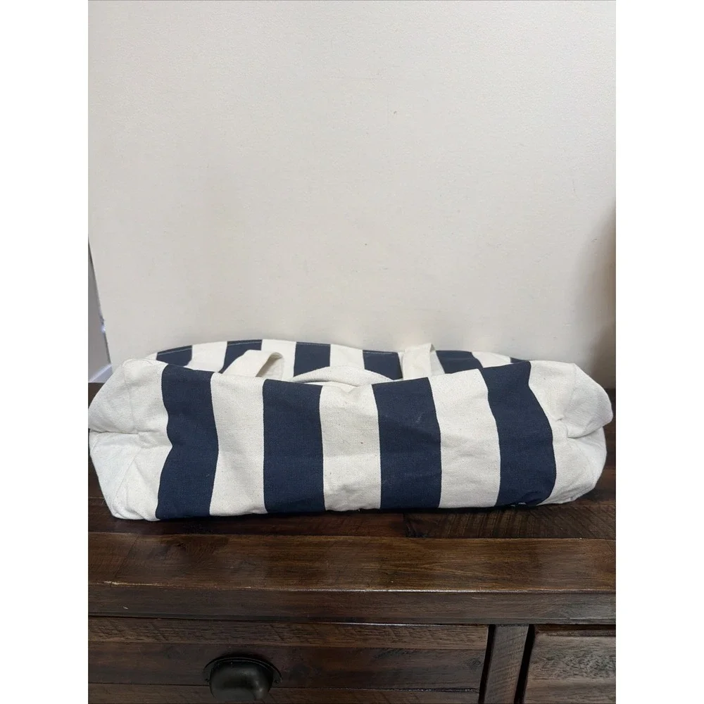 The Ritz Carlton Aruba Luxury Resort Navy Blue Cream Canvas Tote Beach Bag Zip
